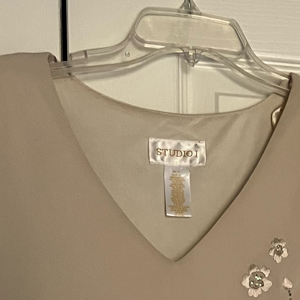 Studio I Beige Floral Skirt Set